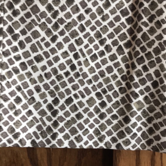 Loft NWT SKIRT SIZE 6 - Picture 2 of 10